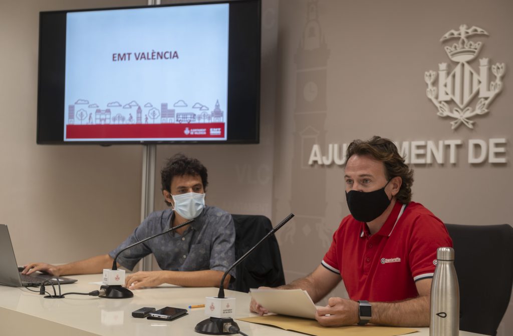 imagen del regidor de Mobilitat Sostenible, Giuseppe Grezzi, en rueda de prensa