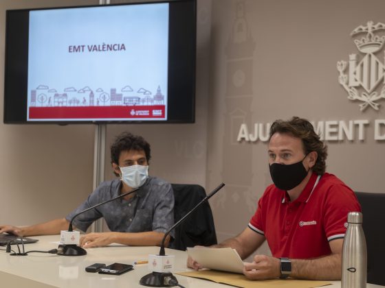 imagen del regidor de Mobilitat Sostenible, Giuseppe Grezzi, en rueda de prensa