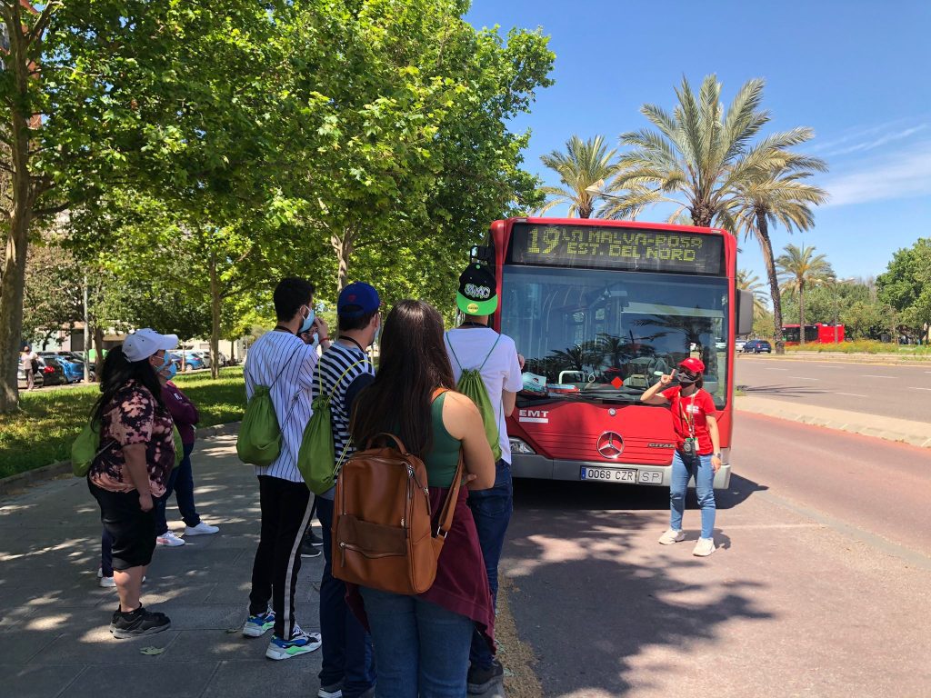 Imagen del autobús utilizado para las actividades para todos